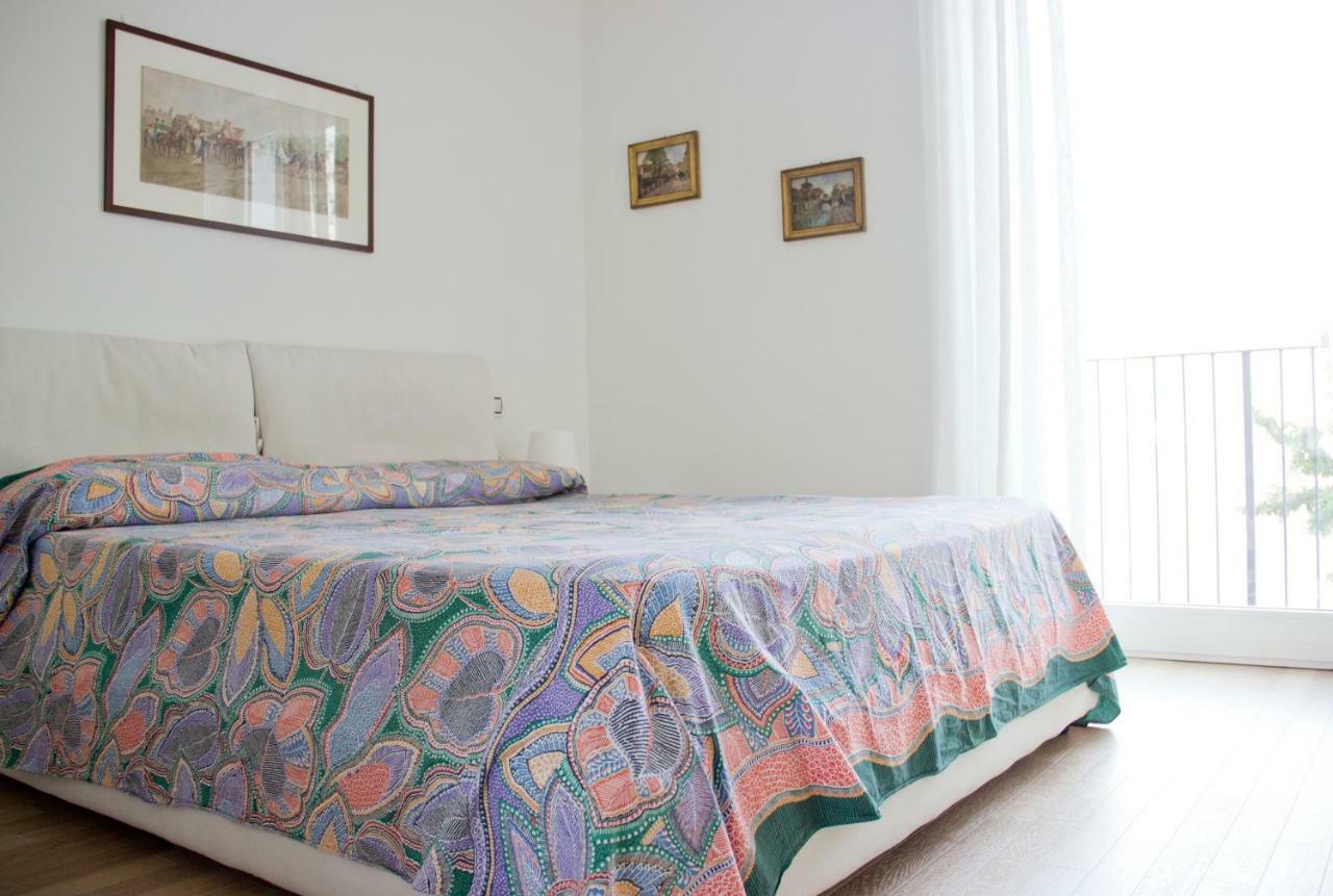 Lakefront Villa Del Pierangelo Cremia エクステリア 写真